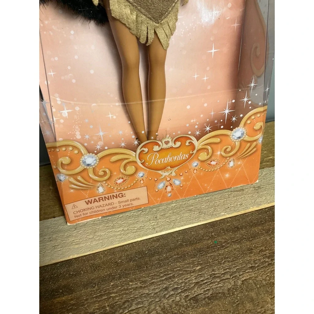 Disney Store Pocahontas Classic Doll 12 inch Disney Princess NIB